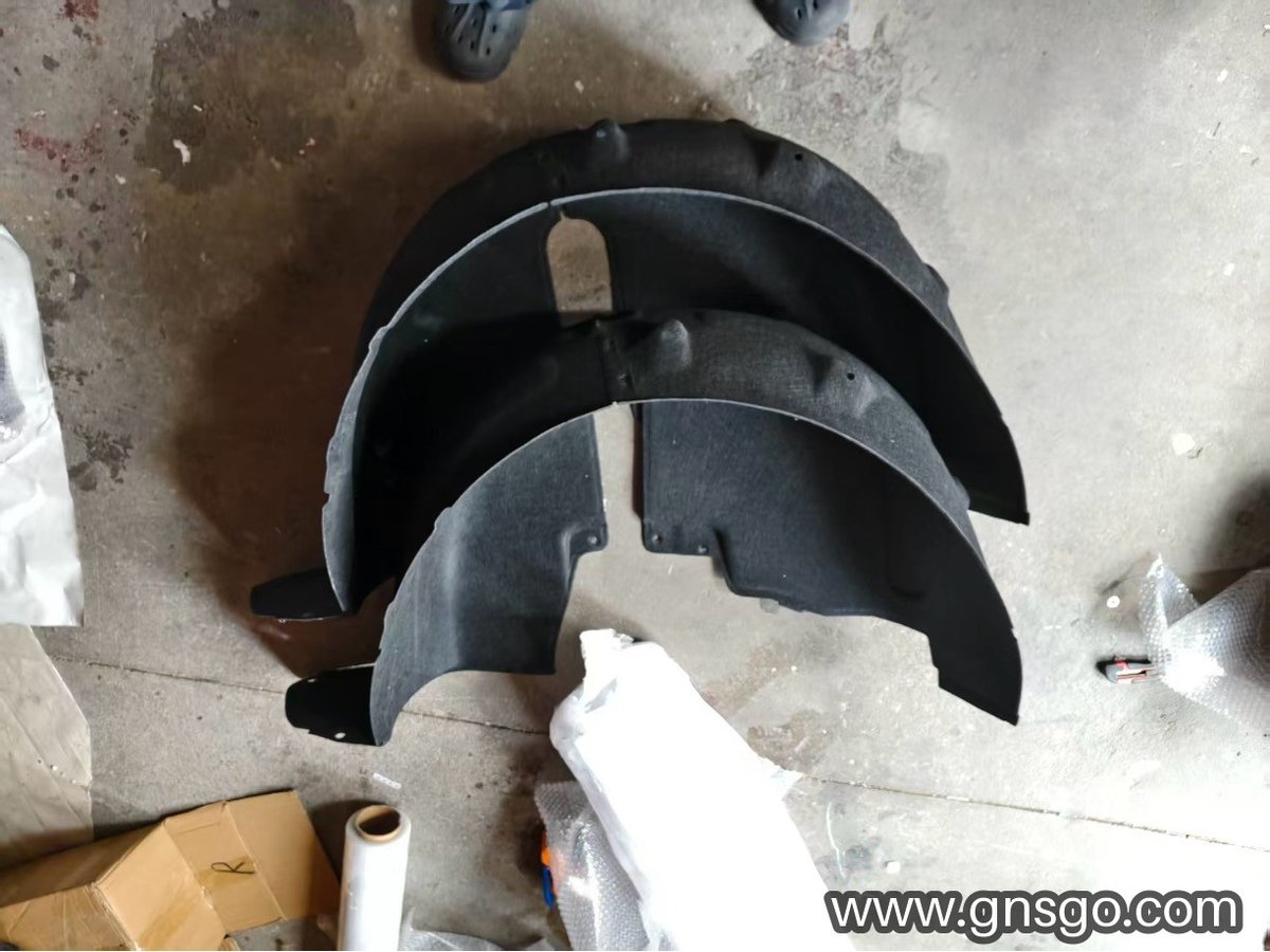 Rear wheel arch liner assembly — RIGHT, OE 861849140C — Aiways U5/U6