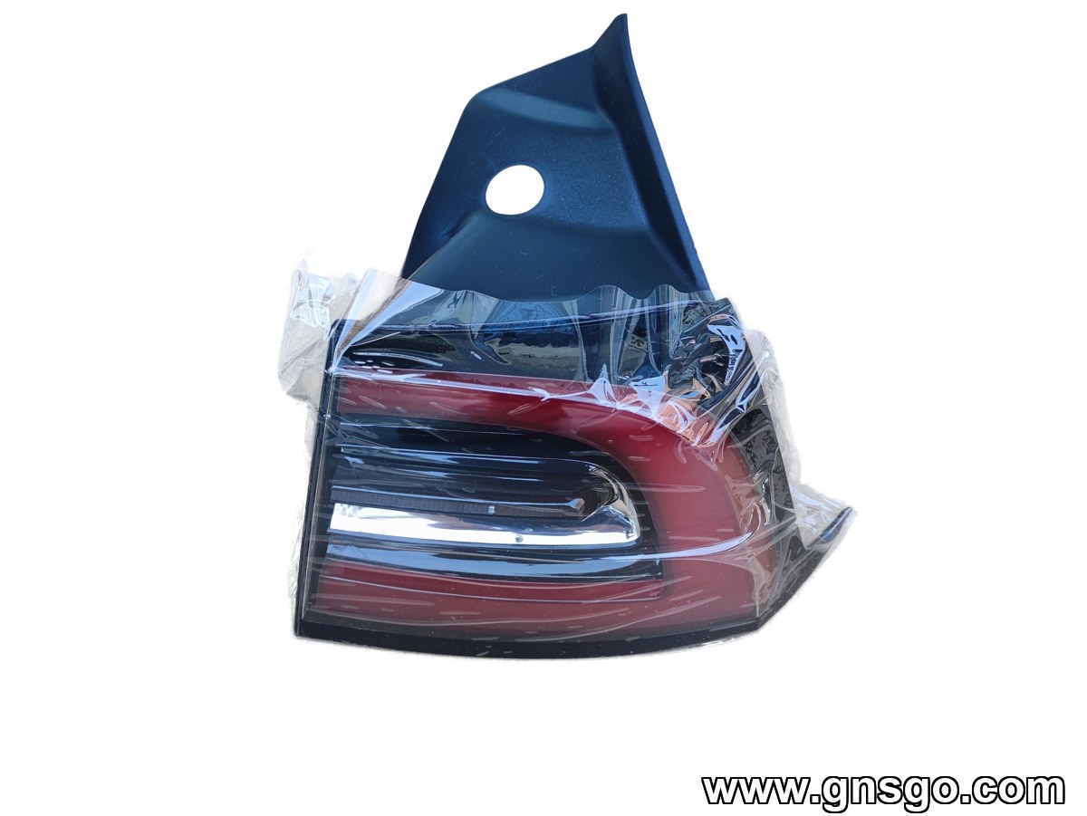 Lamp Assembly Rear Bodysidesae Right Hand, OE 1077398-00-F — Model 3 (2017–2023)